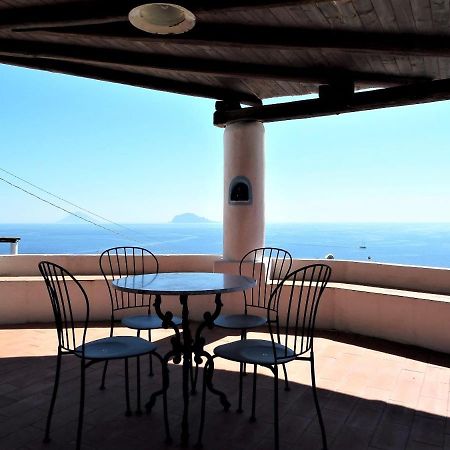 Case Al Mare - Terrazzi Panoramici E Ampio Giardino Санта Марина Салина Екстериор снимка