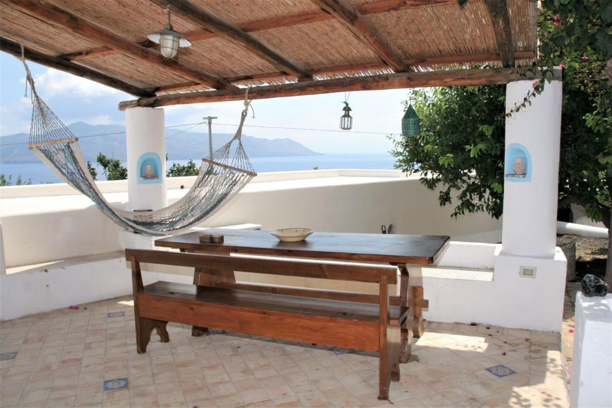 Case Al Mare - Terrazzi Panoramici E Ampio Giardino Санта Марина Салина Екстериор снимка