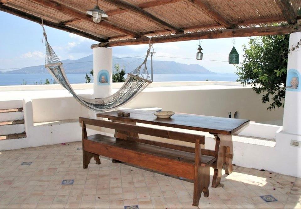 Case Al Mare - Terrazzi Panoramici E Ampio Giardino Санта Марина Салина Екстериор снимка